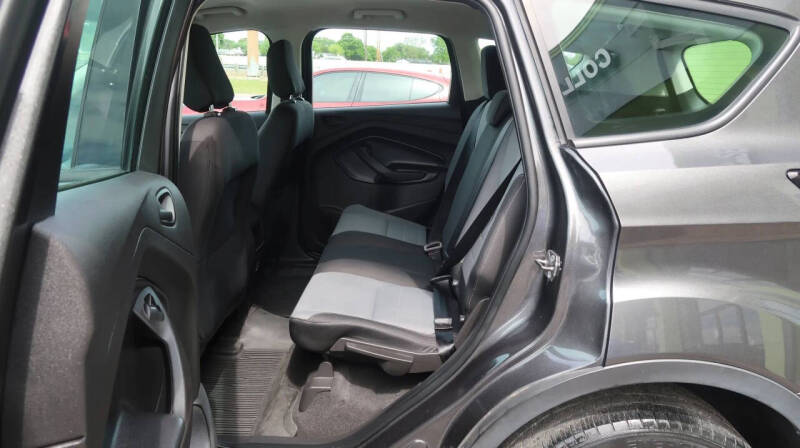 2019 Ford Escape S