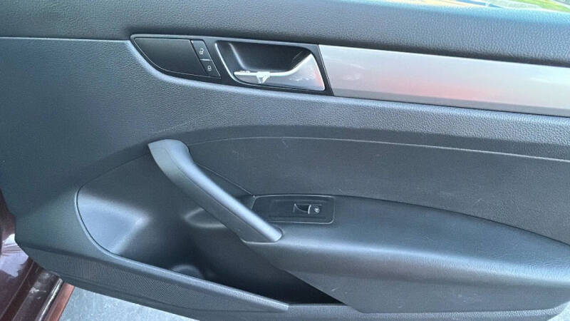 2013 Volkswagen Passat