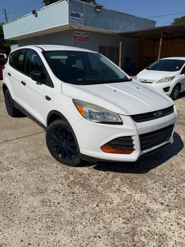 2016 Ford Escape S