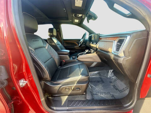 2023 GMC Canyon Denali