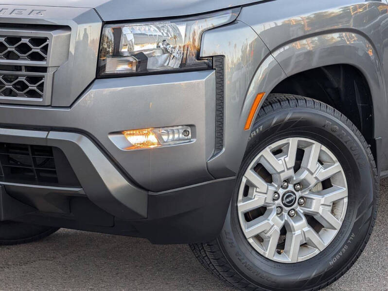 2022 Nissan Frontier SV