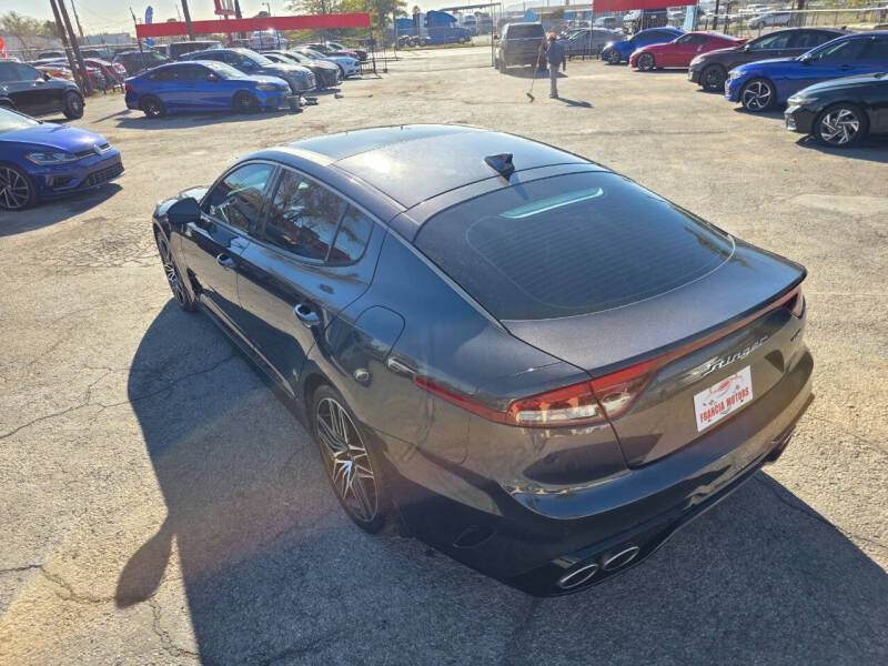 2022 Kia Stinger GT1