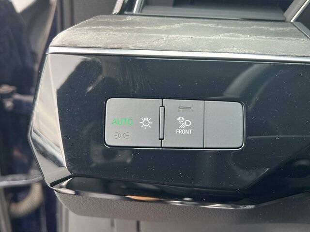 2021 Audi e-tron quattro Premium