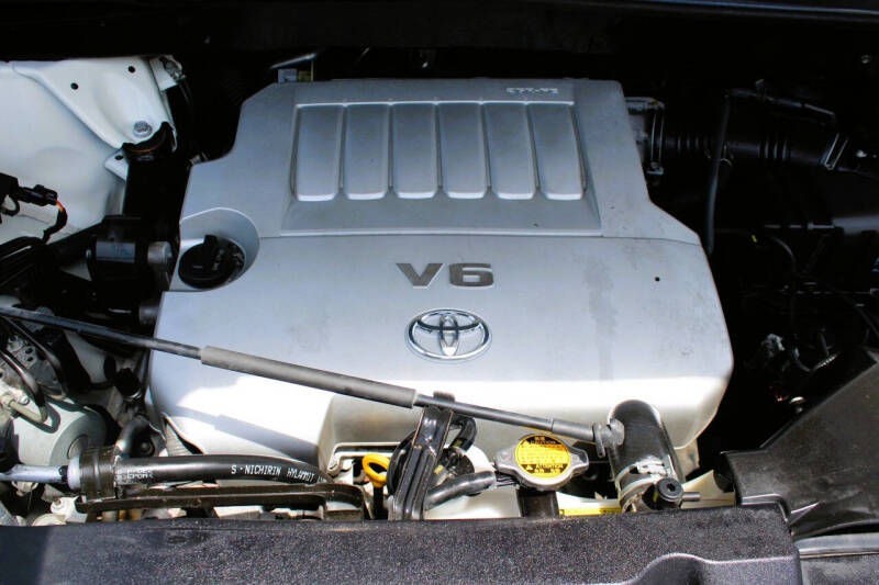 2012 Toyota Highlander SE