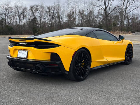 2022 McLaren GT