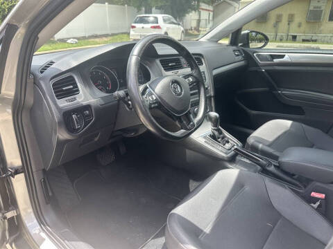 2015 Volkswagen Golf