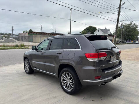 2017 Jeep Grand Cherokee Summit