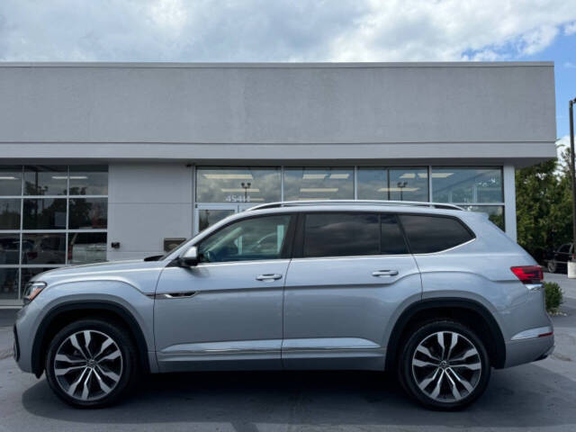 2021 Volkswagen Atlas for sale at Opus Motorcars in Utica, MI