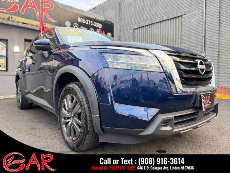 2022 Nissan Pathfinder SV