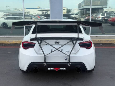 2016 Scion FR-S