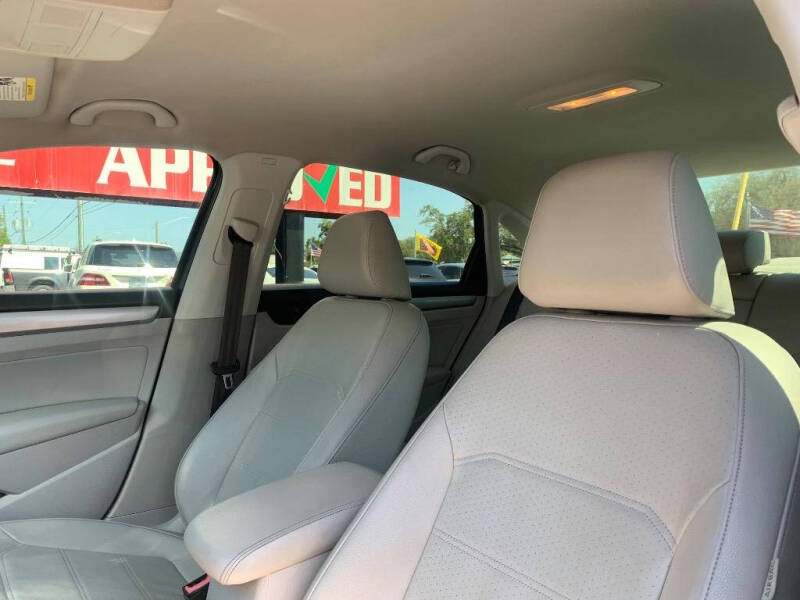 2015 Volkswagen Passat