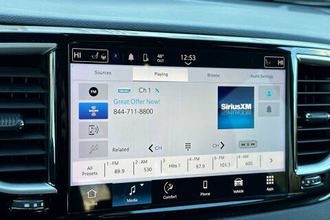 2024 Chrysler Pacifica Touring L