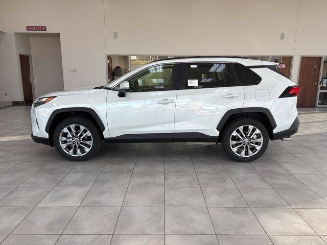 2025 Toyota RAV4 XLE Premium