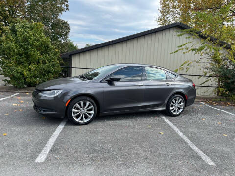 2015 Chrysler 200 for sale at Budget Auto Outlet Llc in Columbia KY