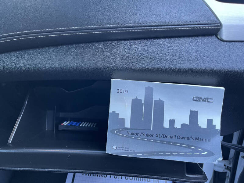 2019 GMC Yukon XL SLT