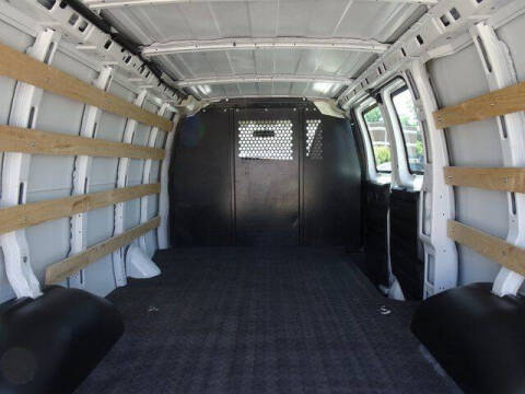 2024 Chevrolet Express 2500