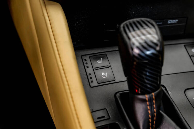 2016 Lexus RC 200t