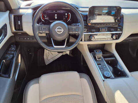 2022 Nissan Pathfinder Platinum