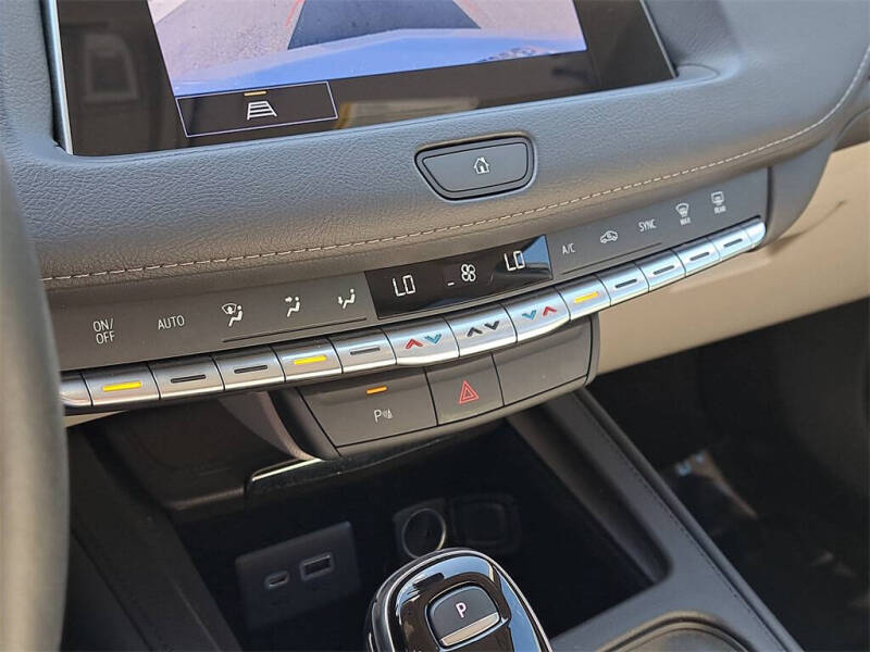 2022 Cadillac XT4 Luxury