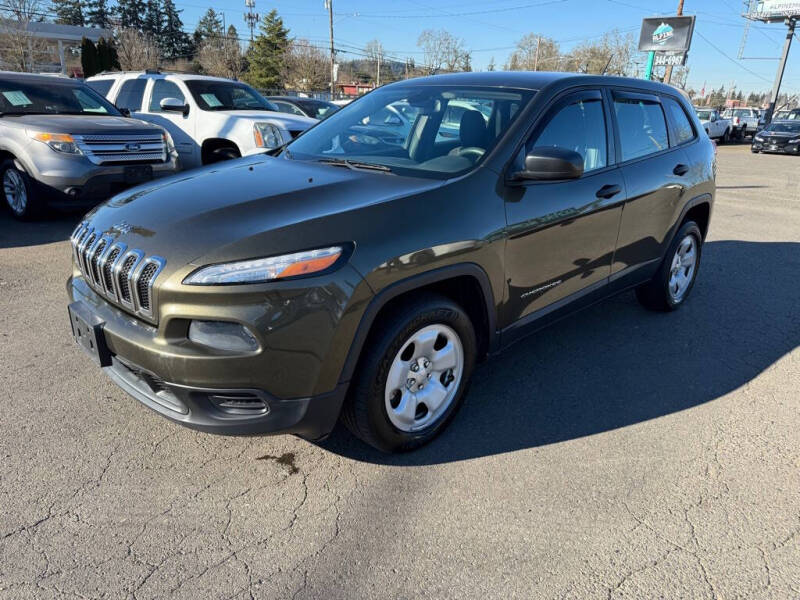 2014 Jeep Cherokee for sale at MERICARS AUTO NW in Milwaukie OR