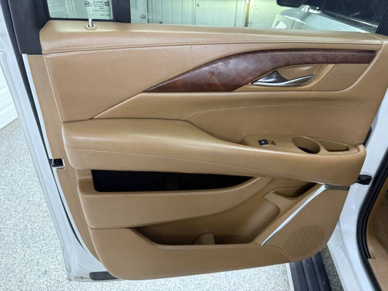 2016 Cadillac Escalade ESV Platinum
