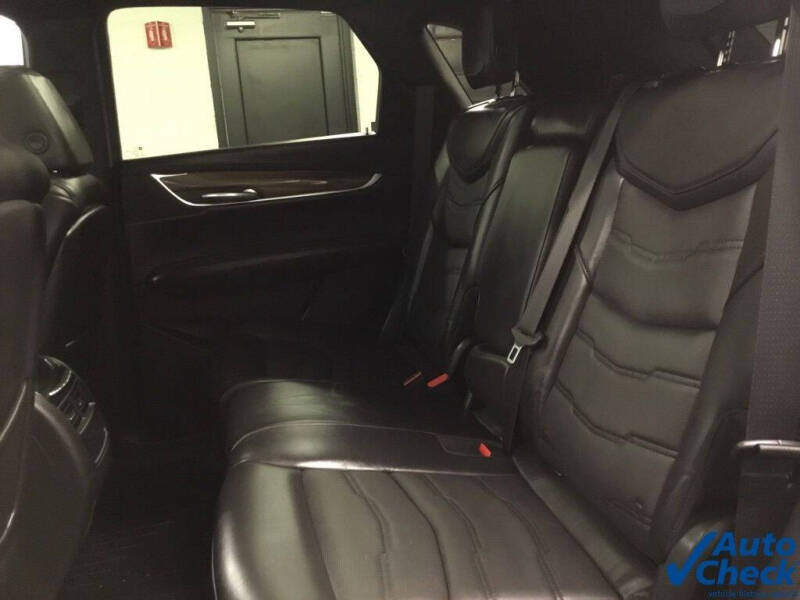 2017 Cadillac XT5 Platinum