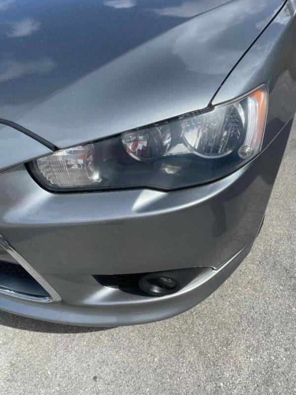2015 Mitsubishi Lancer SE