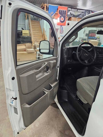 2017 Chevrolet Express 2500