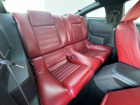 2005 Ford Mustang GT Premium