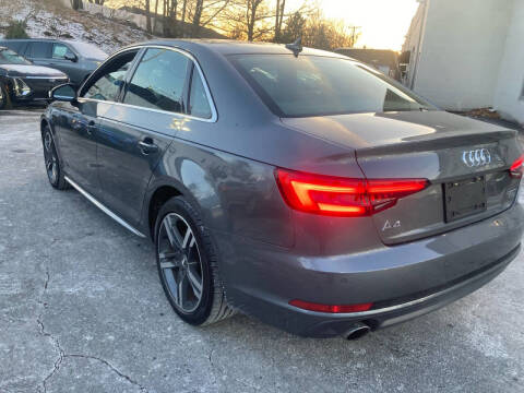 2017 Audi A4 2.0T quattro Premium Plus