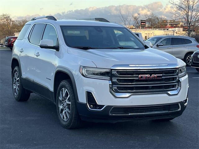 2023 GMC Acadia SLT