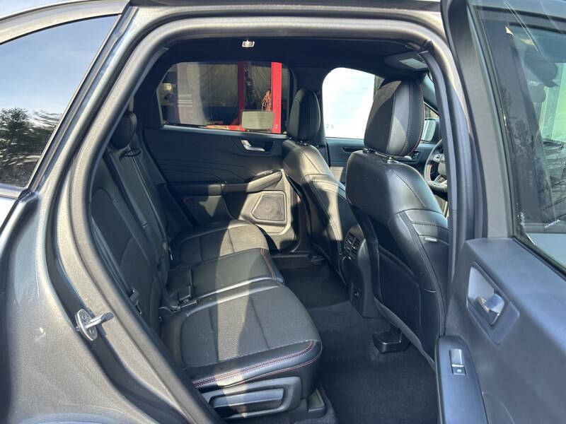 2023 Ford Escape ST-Line