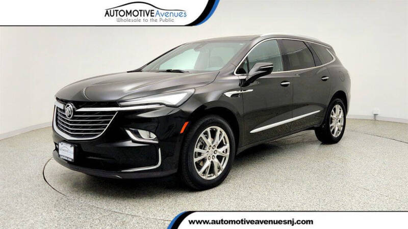 2023 Buick Enclave Essence