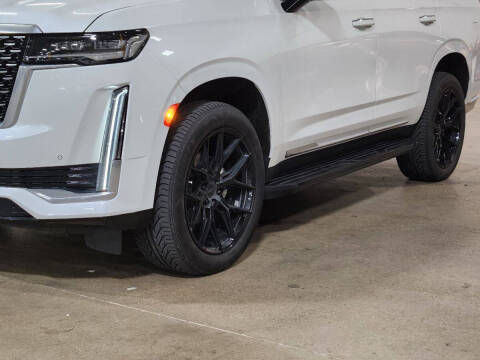 2022 Cadillac Escalade Luxury