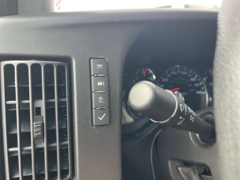 2023 GMC Savana 2500