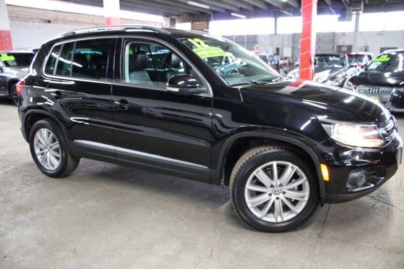 2012 Volkswagen Tiguan SE 4Motion