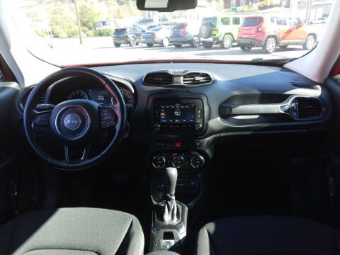 2017 Jeep Renegade Altitude