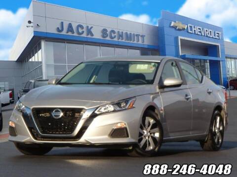 2020 Nissan Altima for sale at Jack Schmitt Chevrolet Wood River in Wood River IL
