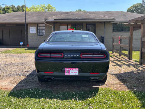 2017 Dodge Challenger SXT