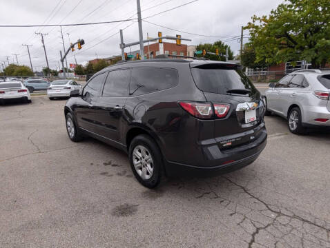 2017 Chevrolet Traverse LS