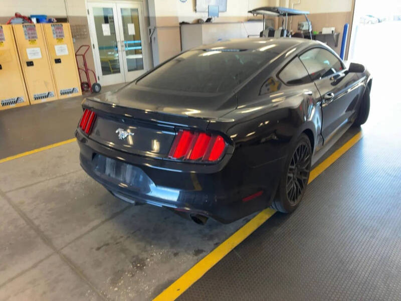 2017 Ford Mustang