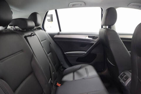 2017 Volkswagen Golf TSI Wolfsburg Edition