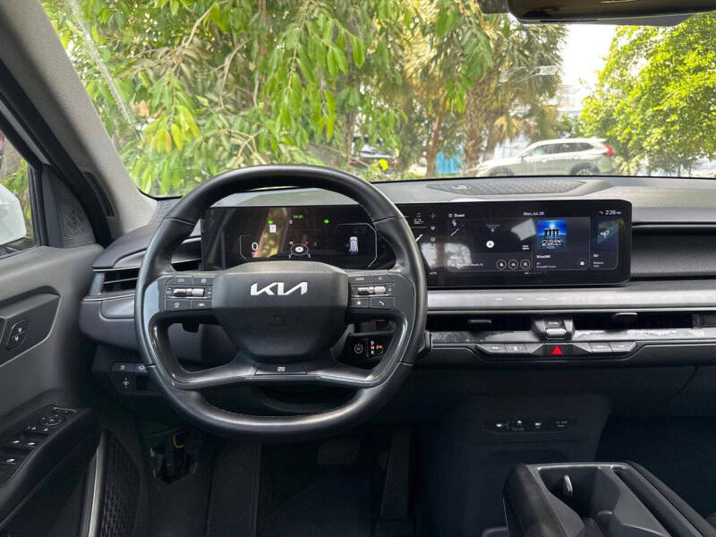 2024 Kia EV9 Light Long Range