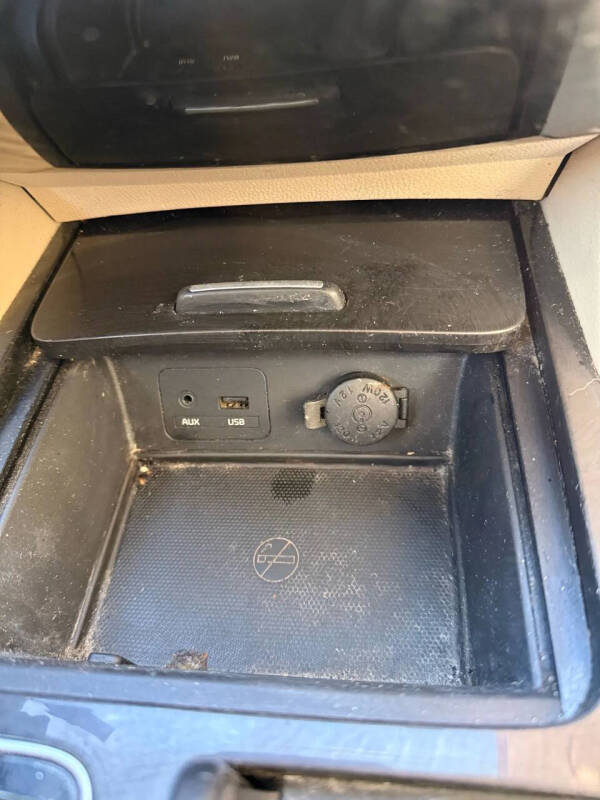 2014 Kia Cadenza Premium