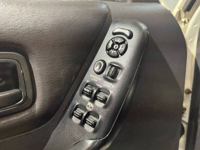 2000 Jeep Cherokee SE