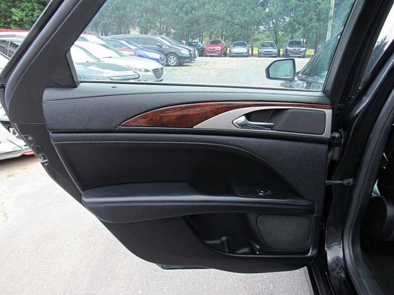 2017 Lincoln MKZ Select