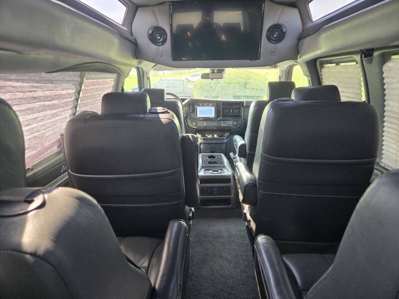 2019 GMC Savana 2500