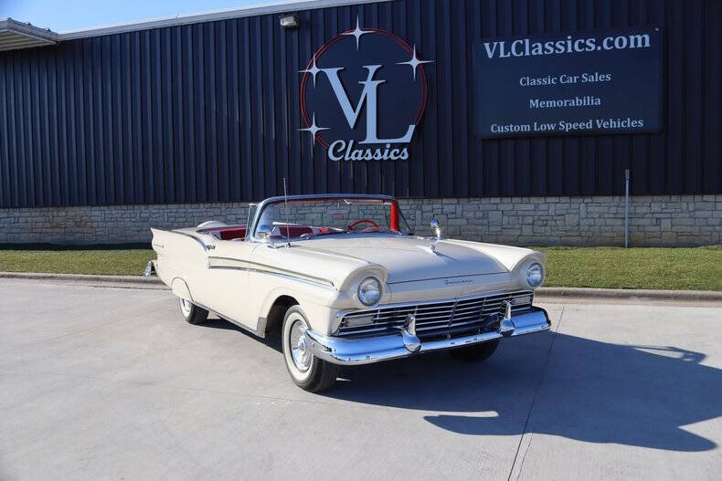 1957 Ford Fairlane