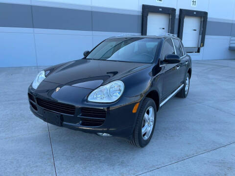 2005 Porsche Cayenne for sale at Clutch Motors in Lake Bluff IL