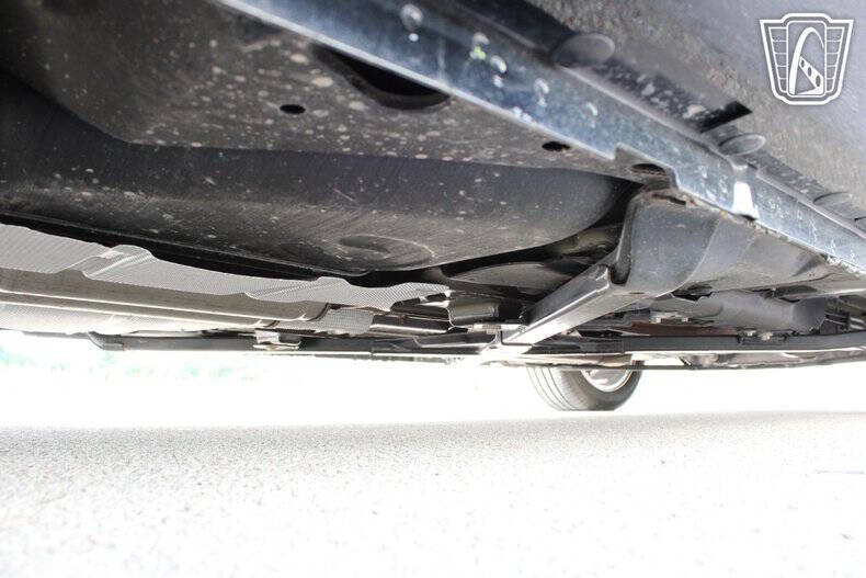 2005 Ford Thunderbird Deluxe